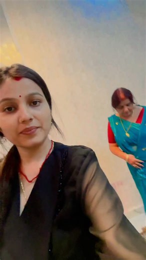 Sunita yadav on Instagram: "💓 @sanjanakimummy"