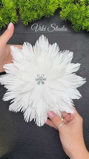 1.7M views · 17K reactions | WoW! 朗 Easy Christmas Decorations DIY 3D Paper Snowflake Amazing Craft Ideas #christmas #christmasdecor #christmas2025 #foruyou #fyp | Origami Studio | Facebook