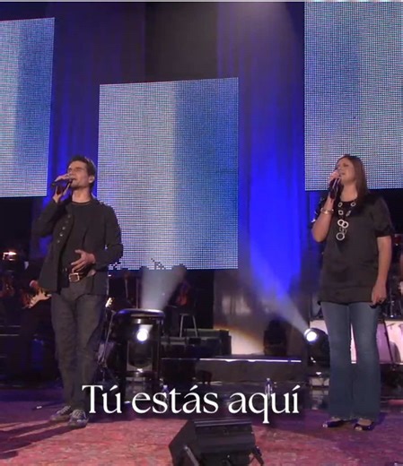 Tú Estás Aquí - Jesús Adrián Romero y Marcela Gandara