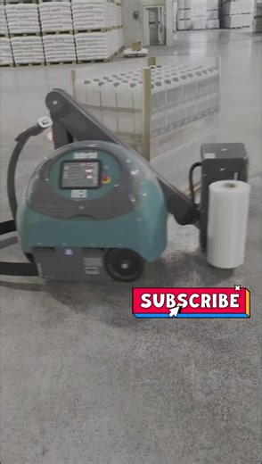 pallet wrapper robot 👷🦺🤖 #hyster #work #warehouse #viral #skills #forkliftoperator #forklift #fyp #followme #tiktok #challenge #trending #creator #bürki #palett #wrapping #robot #robots