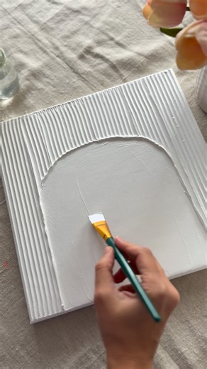 Behind the scenes of creating this textured floral art piece 🌸✨ This is one of the steps that brings the artwork to life and also one of the most relaxing parts of the process. I absolutely love painting with this color… it just feels soothing and magical every time🤍 . . . #texturedartwork #artcollector #divinitytextures | Divinity Textures