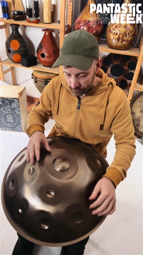 💥 And that's a wrap on our Learn My Groove Challenge! This month, our teachers took turns learning grooves from each other’s masterclasses, and David Kuckhermann was our final participate as he took on David Charrier's challenge 💪🏻 He is playing “Tonka : Variation 1” from David's Les Mesures Composées Au Handpan course on Master The Handpan, and he added his own spin on this 9 beat groove 👏🏻 🔥 🎉 Pantastic week end tomorrow at Midnight! Want to discover our best deals of the year, and see 