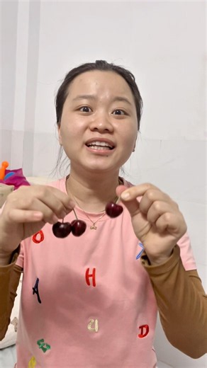 Quả Cherry 🍒 ăn rất giòn và ngọt nha #shorts