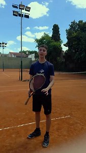 🎾 Tres ejercicios para mejorar tu volea 👉 Nivel fácil, intermedio y avanzado, para que progreses paso a paso. La clave está en la coordinación, control y ritmo. ¿En qué nivel estás vos? 👇 - #tenis #tennis #tenniscoach #tennisplayer #tennistips #tennistraining | Joaquin Bailador