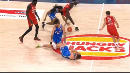 Brutal head clash between Bullets stars