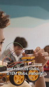 Bupe grew up with few female role models in STEM, so she became one! Her organisation, Genius Education Zambia opens doors for Zambian students to opportunities in STEM through providing building facilities like robotics labs, computer labs, etc. They encourage young talent by hosting competitions, symposiums, and STEM awards. Bupe believes that leadership will improve through quality education, and exposure to STEM will enable her country to stay ahead in the 4th Industrial revolution. | One Yo