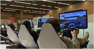 Formula 1: Fully Immersive 360-Degree Virtual Reality Application