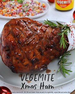 Tastes like… an Aussie Christmas! 🎅🇦🇺 Get set for the most 'Ham-azing' Christmas EVER with our #VEGEMITE Glazed Ham. 🤤🍖 The whole family will love this one! Get the recipe here: https://vegemite.com.au/vegemite-christmas-ham/ #TastesLikeAustralia #TastesLikeChristmas #FeelsLikeChristmas #ChristmasHam | VEGEMITE