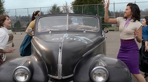 Απρίλιος στην COSMOTE TV με το prequel του «Grease» και 9 ακόμα σειρές