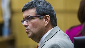 Jodi Arias' defense lawyer agrees to be disbarred over tell-all book rather than face disciplinary hearings