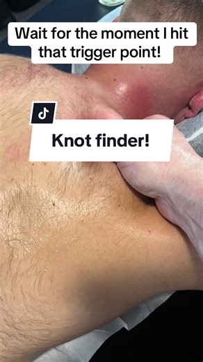 WAIT FOR THE MOMENT I HIT THAT TRIGGER POINT! DO YOU STRUGGLE WITH PAIN AROUND YOUR NECK ANDSHOULDER BLADES? THIS IS WHAT YOU NEED! #utilitymassage #sportsmassage #massagetherapy #muscleknot #neckpain #scapula #muscleknotrelease #scapulapain #fullbodymassage #backmassage #asmr #asmrsounds #asmrvideo