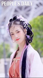 Some beautiful smiles to brighten up your day! | People's Daily, China