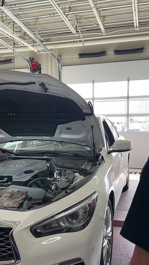 2019 Infiniti with engine noise. Sounds like timing chain tensioner. Oil has metallic texture. How should we proceed? #autoshop #carrepair #autorepair #enginerepair