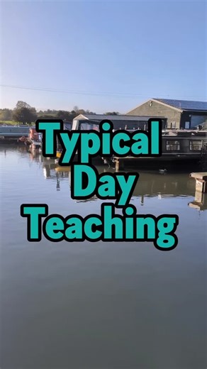 What does a typical day of teaching look like with me? We get to know each other, talk about your boat and new life. Looking at toilet, electrics, heating and anything else that has cropped up for you. We will have a look at the engine. I like to think of this as a layering process. You get in there, there no pressure or need to be overwhelmed, it's just the start of your journey. Building confidence as you go. Then we will do about 5/6 hours of cruising and locks. Building up your skills and re