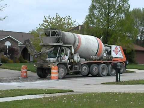 Oshkosh S-Series Concrete Truck 2
