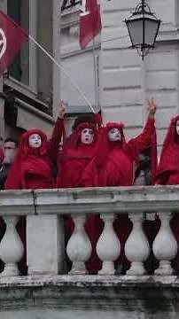 Unbelievable! Venice’s Waters Turn Bright Green in Explosive Climate Protest | DWS News | AL14