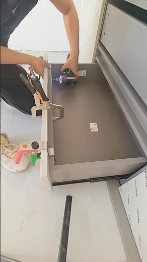 Installing Drawer Slides – Smooth & Perfect Alignment!