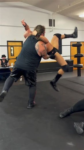 Tommy Invincible 麗 on Instagram: "Match highlights!! Sweet Invincibility vs Beasts of Chaos!! Everyone is going to feel #INVINCIBLE 蘭‍♂️蘭 #explore #WWE #aew #tna #nxt #wrestling"