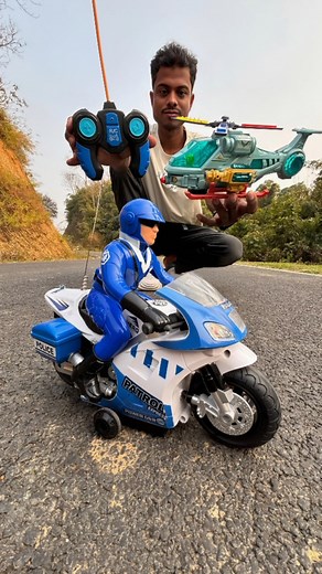 Remote control police bike and hulk | #sahajulketoys #rcbike #RemoteControlBike #remotebike #rcpolicebike #policebike #hulk #unboxing #toyunboxing #facebookreelsviral #unboxingreels #toyvedio #ViralFacebook | Sahajul Ahmed Barbhuiya