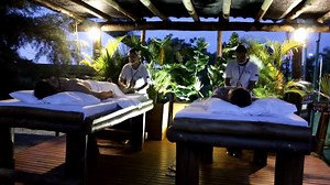 Ouça, relaxe e sinta um pouquinho de como é estar no Terra Spa 💆‍♀️🛀🌴 Você merece viver essa experiência 😍 | Terra Parque