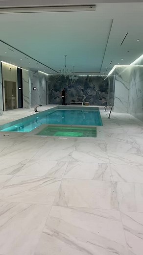 Indoor Pool Dance Lessons for Kids