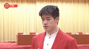 💬🇨🇳Pan Zhanle,🥇Olympic #Swimming Champion & 100m Freestyle World Record Holder: "I want to tell the younger generation of athletes: Focus on yourself and take every step solidly. I believe that in the future, there will be thousands upon thousands of individuals like me emerging from competitions." #Paris2024 #TeamChina | CGTN Sports Scene