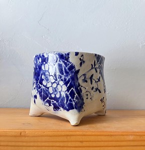 Handmade Blue & White Ceramic Planter With Three Legs – Floral Stoneware Pot - Etsy