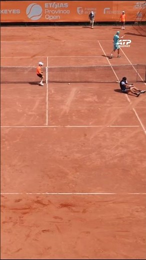 A clay court rally that has EVERYTHING won by Sandro Kopp