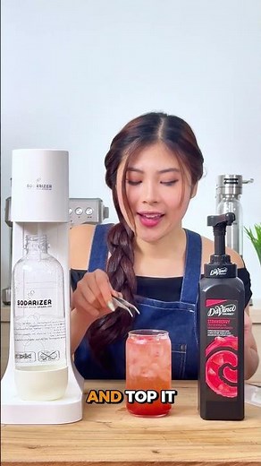 Day 52: Sparkling Poinsettia with Sodarizer | Sparkling Water Recipe Series 💧🍓🌿