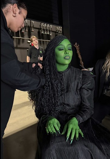 Elphaba: La Icona del Halloween Inspirada en Wicked