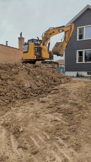Just imagine you are home watching TV when some excavator is trying to get in your room #maxymdemolition #excavator #chicagohouse #chicago #demolition #badday | Dmytro Trotsenko