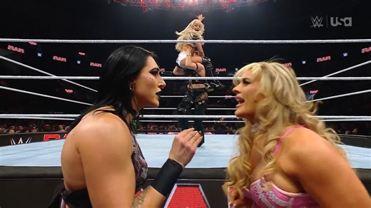 Hey Rhea and Tiffany, you might want to pay attention! 😅 #WWERaw | WWE Raw