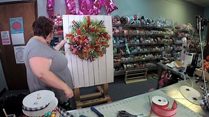 140K views · 515 reactions | This is the third installment on the Ruffle Wreath Base | Polka Dot Wreath Co. | Facebook