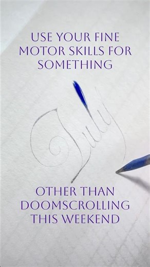 Stop scrolling. Write calligraphy 😊 Italian Hand clips in real time