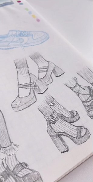 Sketches of Shoes - Creative Drawing Ideas