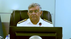 CHIEF OF THE NAVAL STAFF CHAIRED 53rd BOARD OF GOVERNORS MEETING AT BAHRIA UNIVERSITY HEAD OFFICE ISLAMABAD Chief of the Naval Staff Admiral Naveed Ashraf, in his capacity as Pro-Chancellor of Bahria University and Chairman of Bahria University Board of Governors (BoG), presided over the 53rd BoG meeting held at Bahria University Head Office in Islamabad. The Board was apprised of progress on academic programmes, enhancing international rankings and curriculum reforms, research collaborations wi