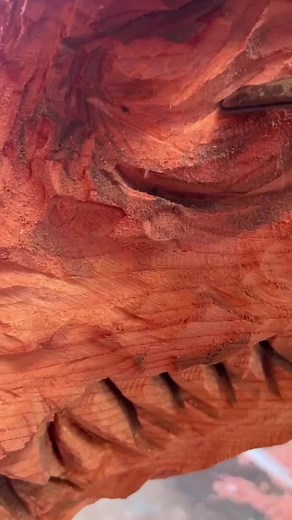 32K views · 656 reactions | The making of a dragon! This is the redwood dragon I made recently with Paul Ed Sculpts from beginning to end. How long do you think it took us to do those scales? Shout out too to CAMPFIRE SOCIAL for letting me use their song! STIHL #chainsawcarving #chainsawart #treecarving #sculpture #dragon #timelapse #workinprogress #artistinaction #stihlgb #stihllife #STIHLsaws #bosch | Simon O'Rourke - Tree Carving | Facebook