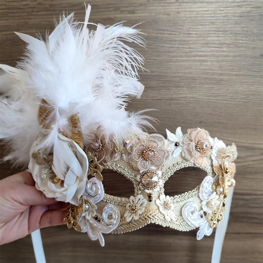 White Feather Masquerade Mask, Gold Venetian Mardi Gras Luxury Lace Costume Mask Wedding Fantasy - Etsy