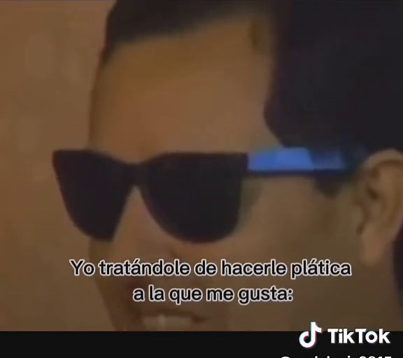 Tartamudo Sammy coqueteando con humor