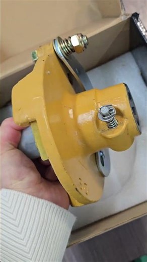 How to Easily Replace a Tractor Joint! #AgriculturalMachineryChannel #Entech #Tractor #Agricultur...