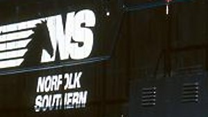 Train cars derailed in Roanoke, no injuries have been reported.