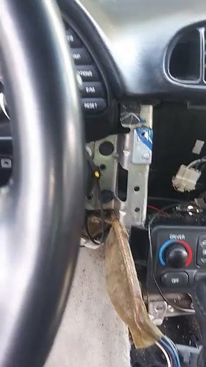 02 chevrolet Corvette Base model.replace turn signal Flasher.