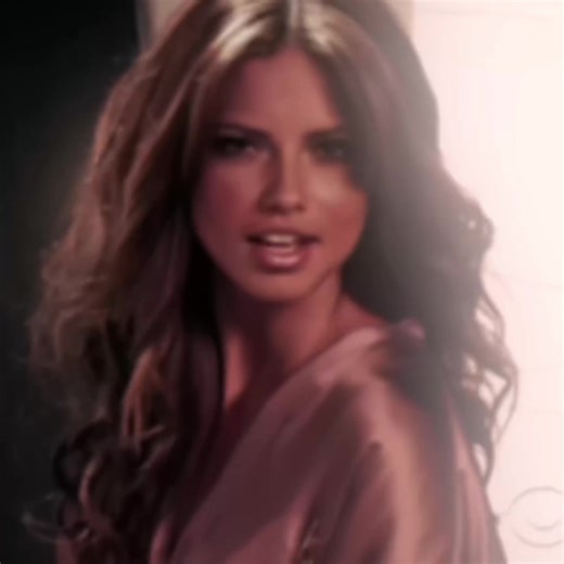 this is what happens when you dont touch vs in 3 weeks 💔🙏 sorry for not posting a lot this month! #adrianalima #videostar #edit #everadriana