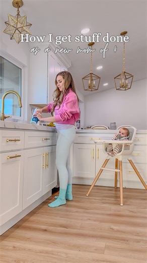 Jennie DiMatteo on Instagram: "#ad @graco has been there for me my entire motherhood journey and with baby number 4 it’s giving me all the help I need to get stuff done! #graco #graco_partner If you have a velcro baby like me then you know the snuggles are so sweet but they refuse to be anywhere outside your arms. Graco not only keeps my baby safe when I’m not holding him but he is also so comfortable and happy even when he is groggy after a nap! #babygear #momof4 #realmomlife #getstuffdone #bab