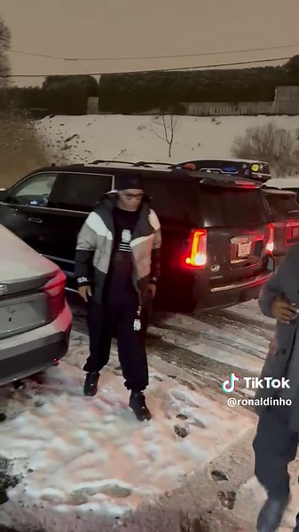 Descubra a Cidade Neve de Ronaldinho no Canadá!