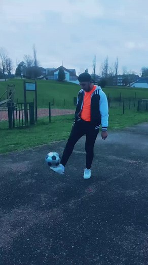 Vidéos de amet cesur 💙 (@ahmet.dimof) avec original sound - MEGA STAR