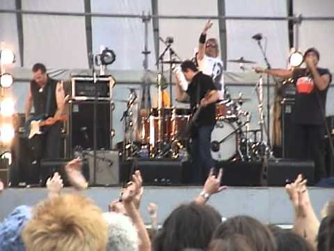 The Dictators live 8-14-2004