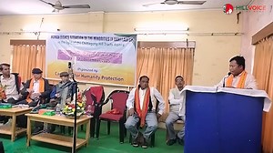 Dr. Shyamal Bikash Chakma, a researcher at the Tata Institute of Social Sciences, spoke at a discussion titled 'Human Rights Situation of Minorities in Bangladesh in the Light of the Chittagong Hill Tracts (CHT) Agreement' organized at the Agartala Press Club...... Hill Voice #ChittagongHillTracts #humanrights #indigenous #CHTAccord #Agartala | Hill Voice