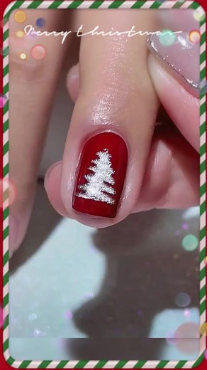 Christmas Tree Nail Designs for 2022