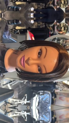 From an Diagonal Forward Bob Cut to an Solid Form also Know As A Blunt Cut Bob🥰 | Beauty Forever By Shay